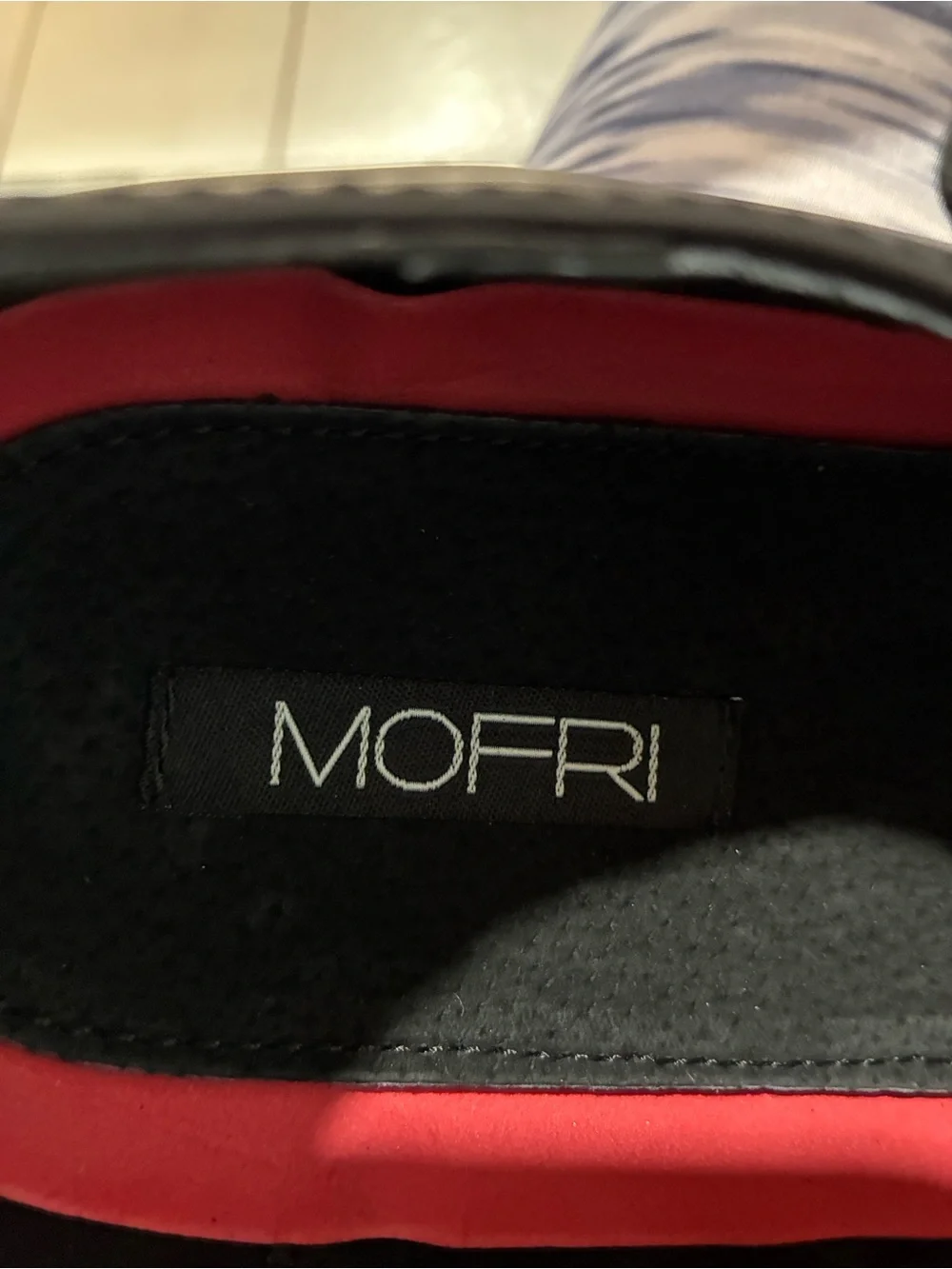 Men's Black Leather Cap-Toe Derby Shoes with Red Insole Accent